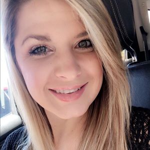 Meet your Posher, Savannah